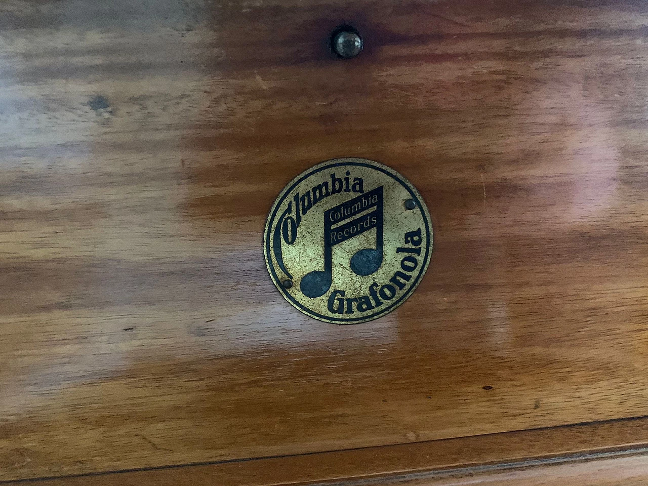 Grammofono in legno e metallo di Columbia Grafonola, inizio '900 2