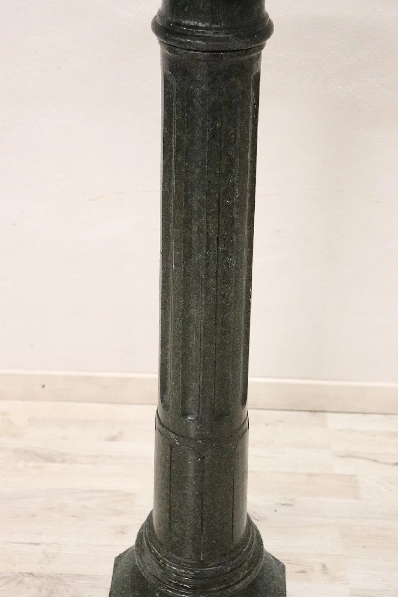 Green Alpine marble column, late 19th century 4