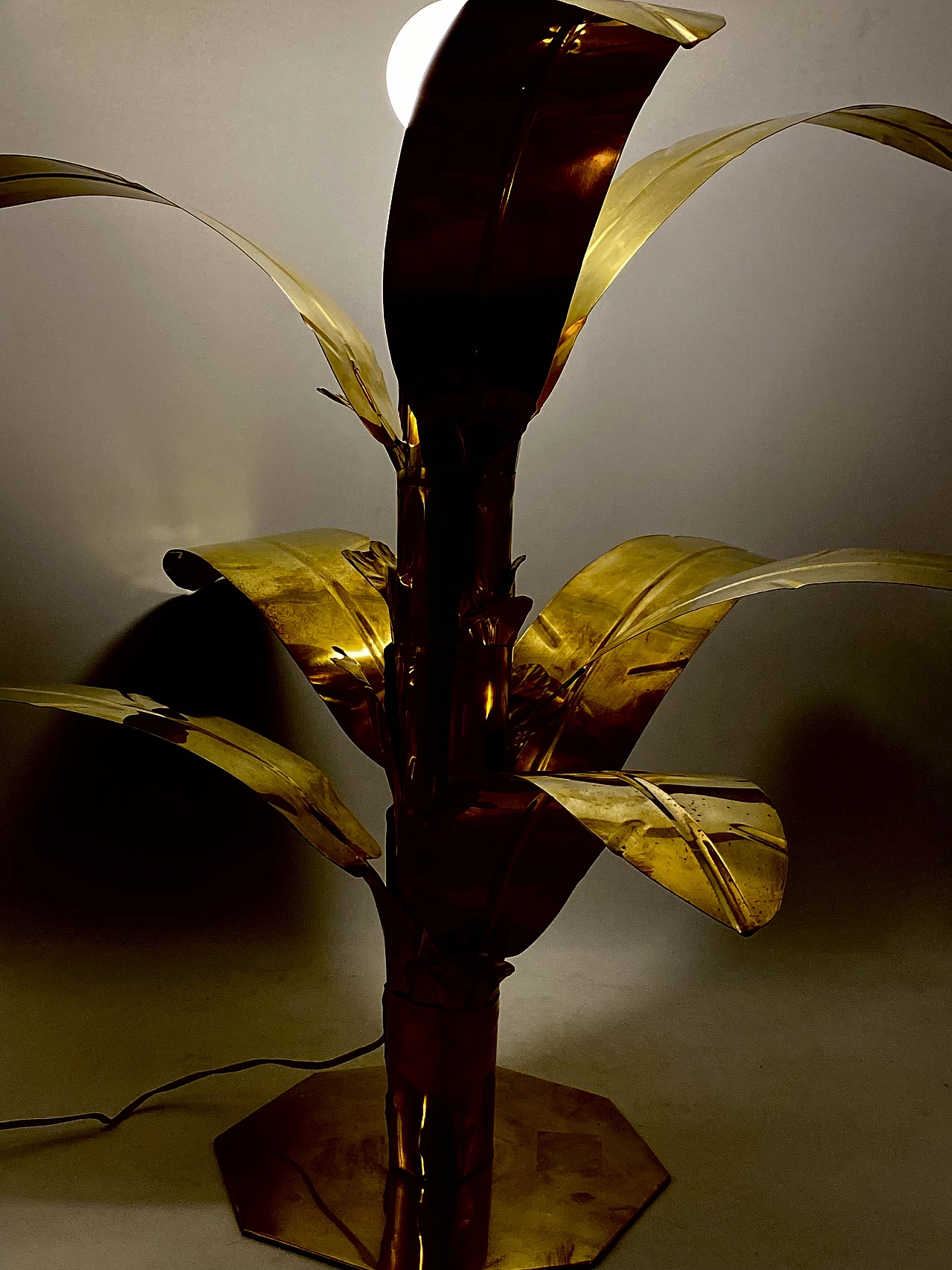Brass palm-shaped table lamp by Bottega Gadda, 1960 31
