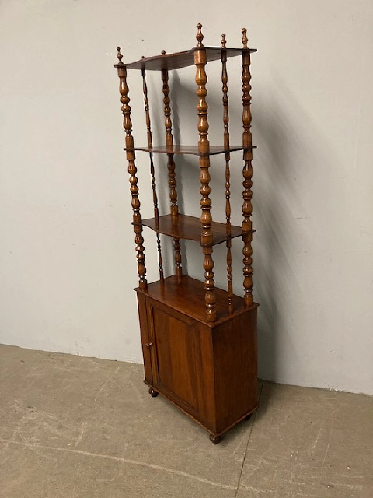 Louis Philippe open etagere in solid walnut, mid-19th century 10