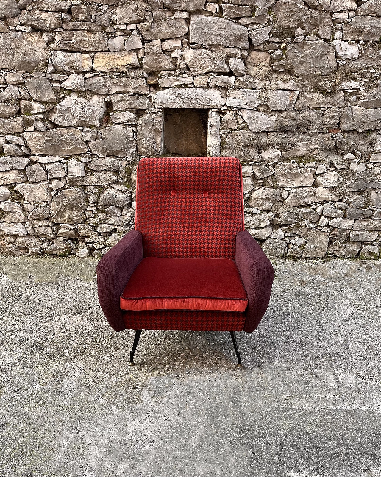 Red and purple houndstooth and velvet armchair, 1960s 2