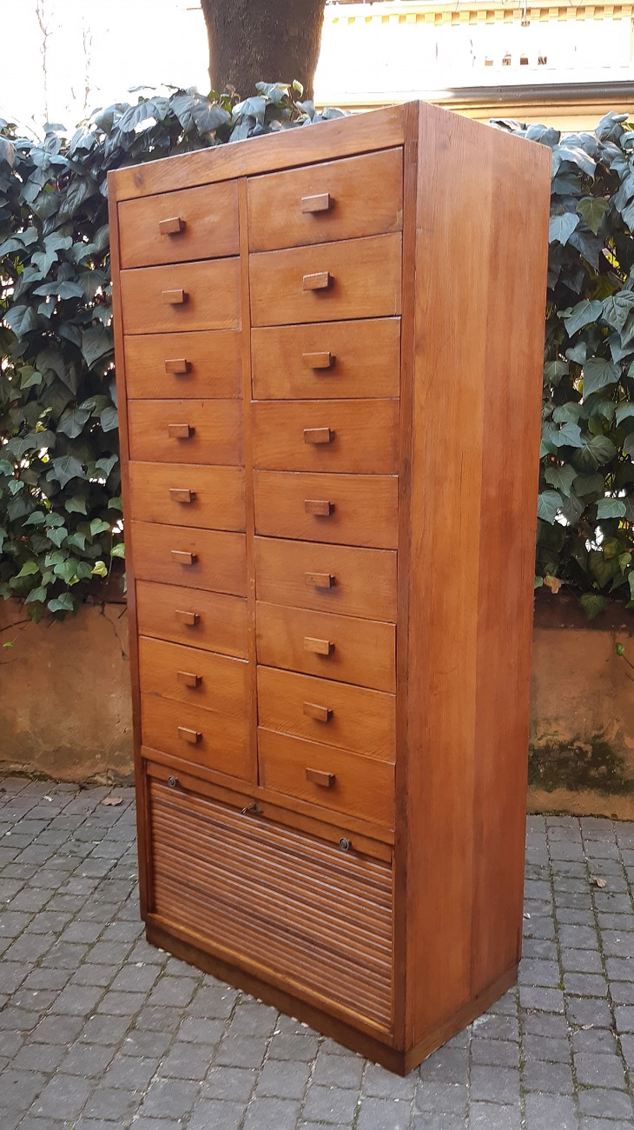 Oak filing cabinet with drawers and shutter, 1930s 2