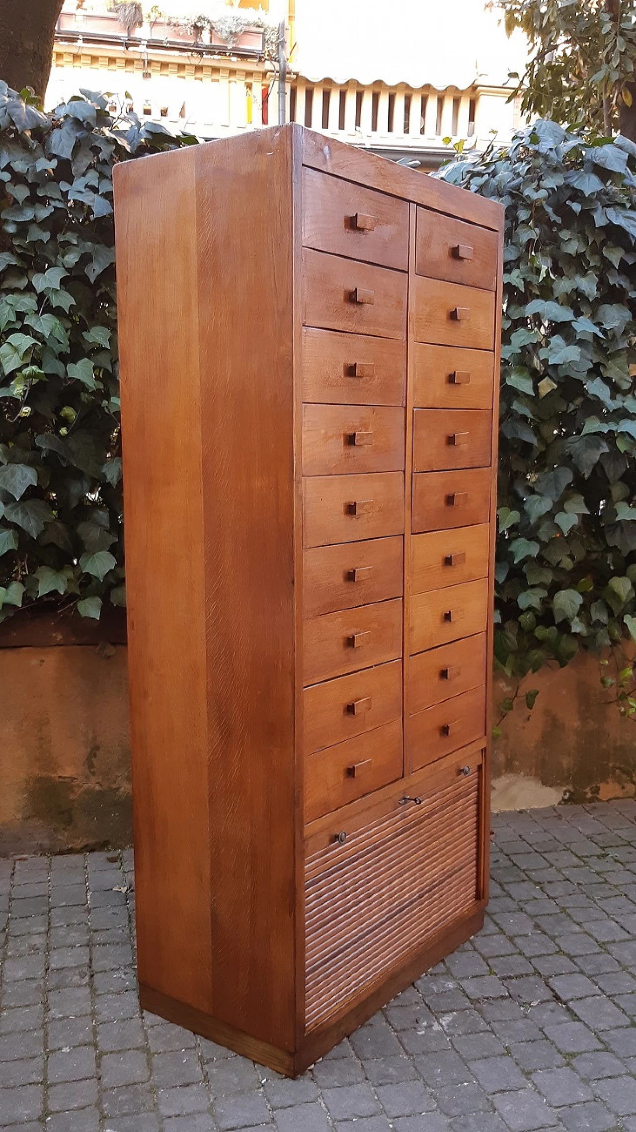 Oak filing cabinet with drawers and shutter, 1930s 4