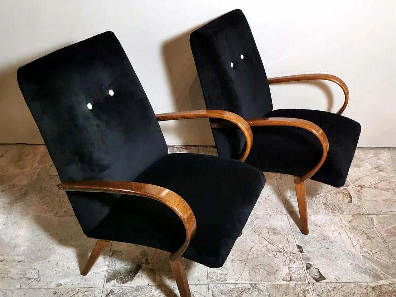 Pair of Banannachair armchairs attributed to Jindrich Halabala, 1930s 2