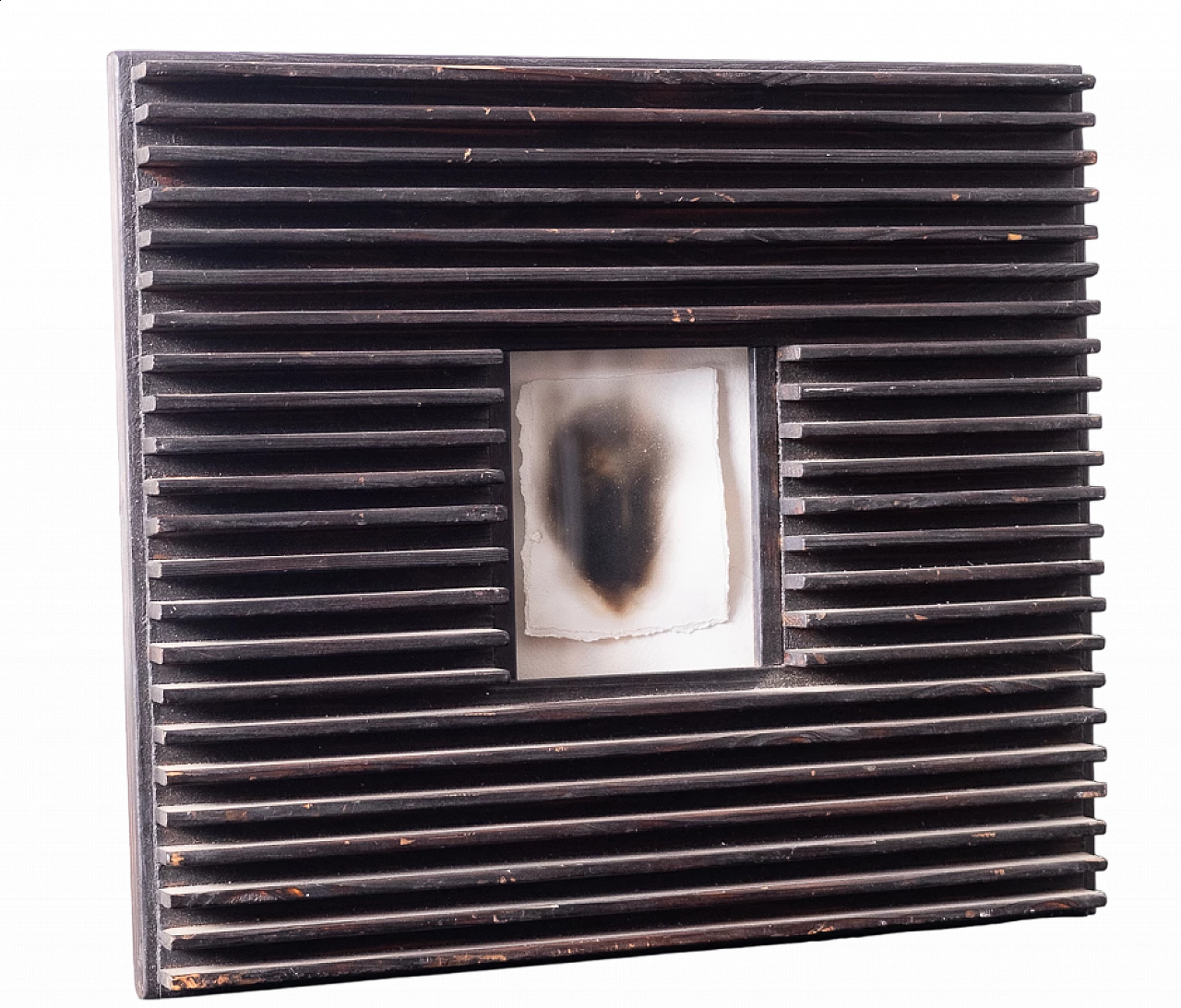 Opera realizzata a fiamma di Walter Ladislao in cornice lignea, anni '2000 7