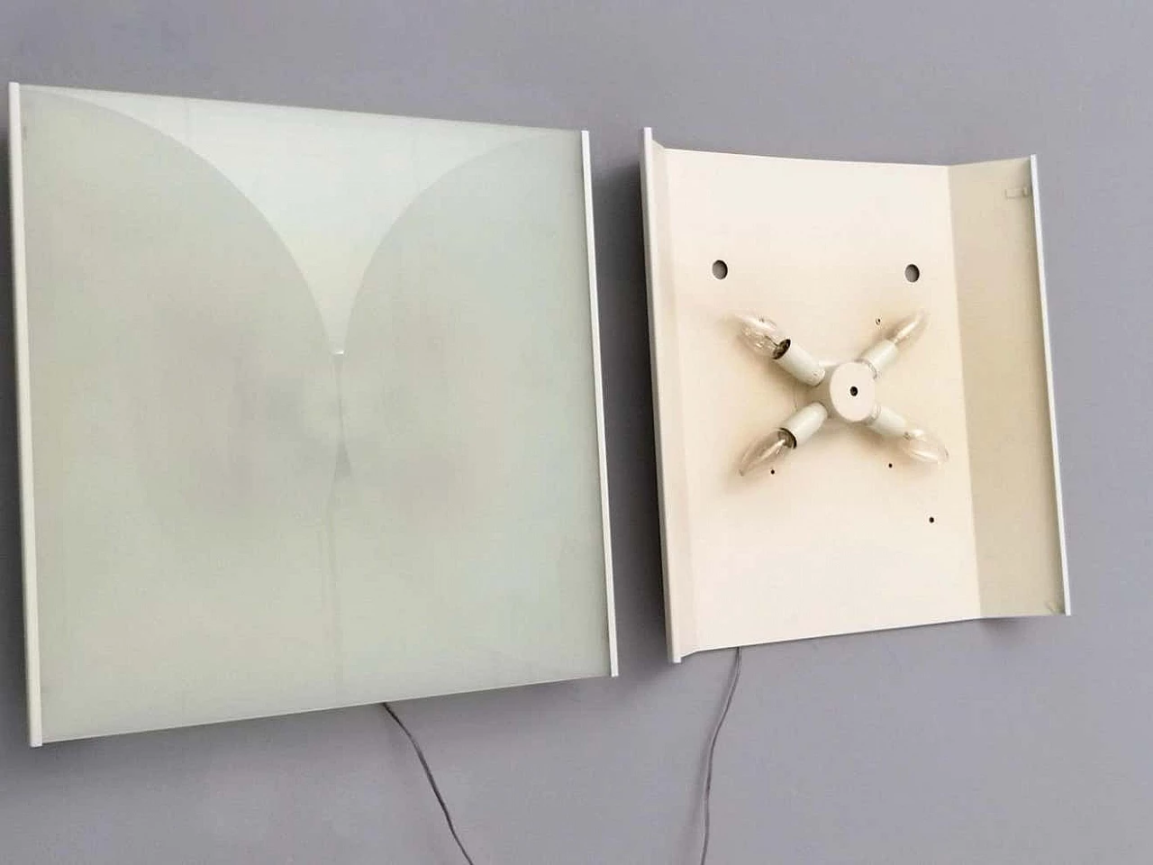 Pair of Clessidra wall sconces by Bobo Piccoli for Fontana Arte, 1970s 7