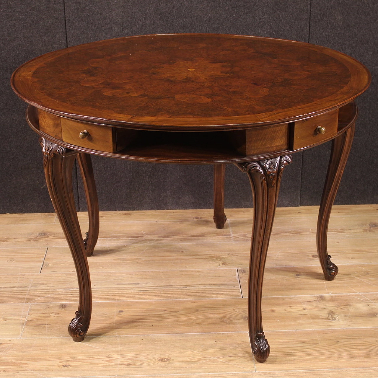 Round veneered wood game table, 1950s 12