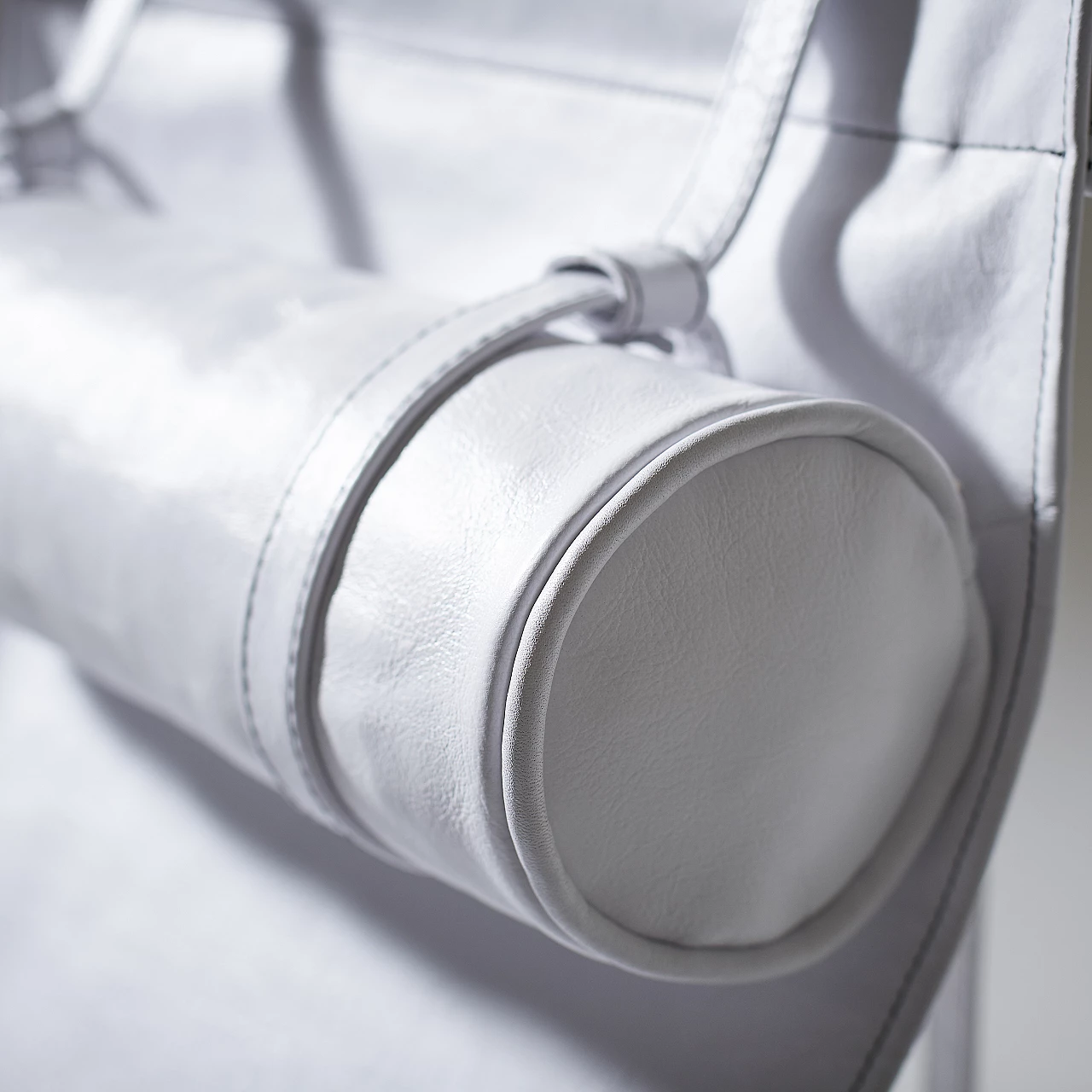 Poltrona sospesa in pelle bianca 3