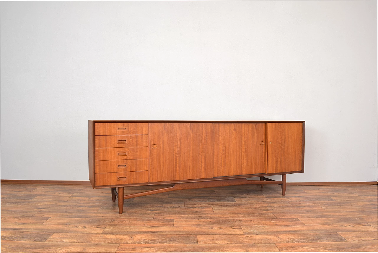 Danish teak sideboard with drawers and doors, 1960s 4