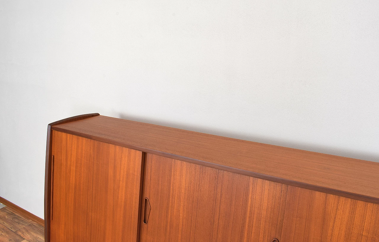 Danish teak sideboard with sliding doors and drawers, 1960s 17