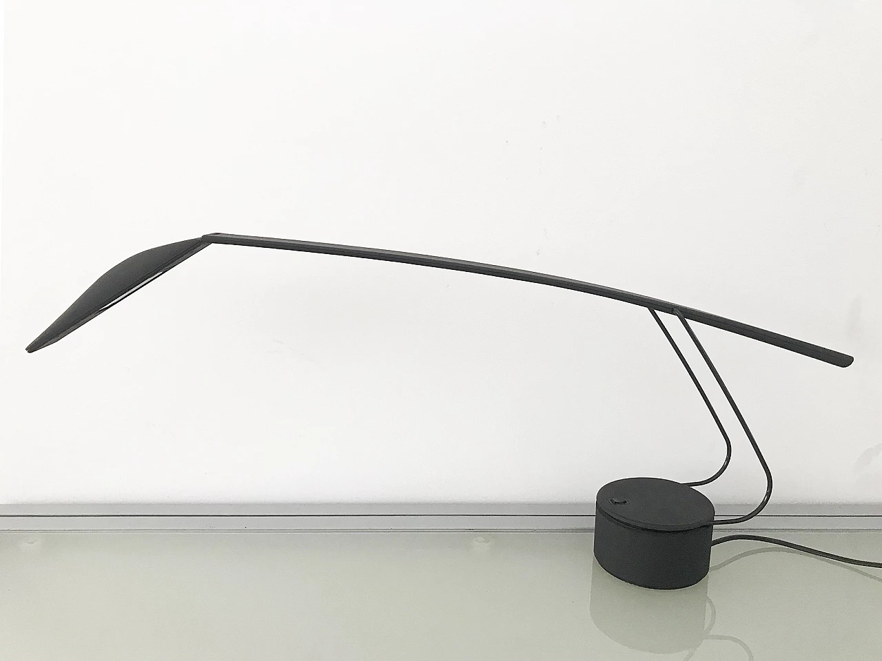 Dove lamp by Mario Barbaglia and Marco Colombo for Italiana Luce, 1980s 1