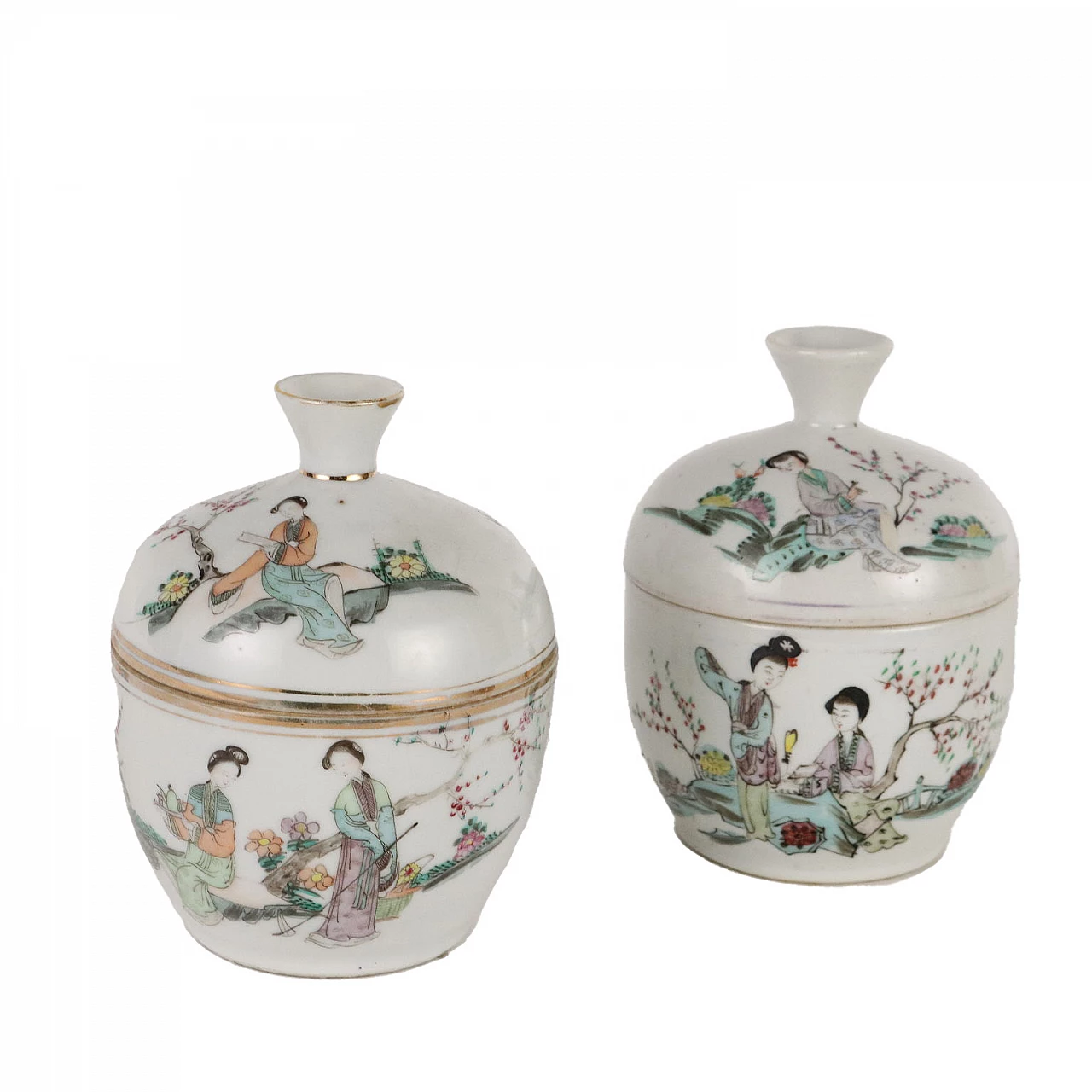Coppia di contenitori per cosmetici in porcellana stile Qianjiang, anni '20 1