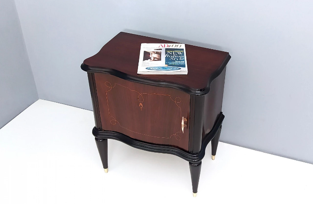 Pair of walnut bedside tables in the style of Tomaso Buzzi, 1950s 4