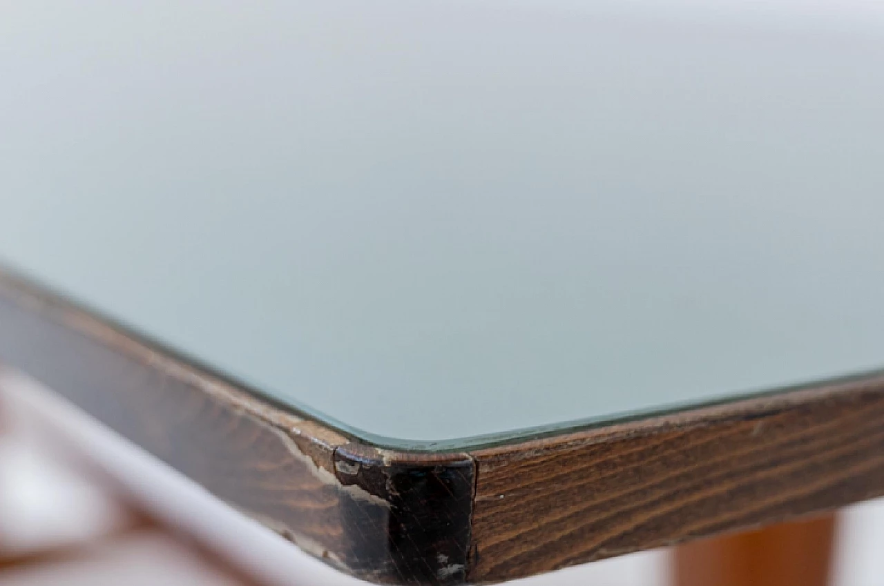 Tavolo in legno con piano in vetro grigio, anni '50 5