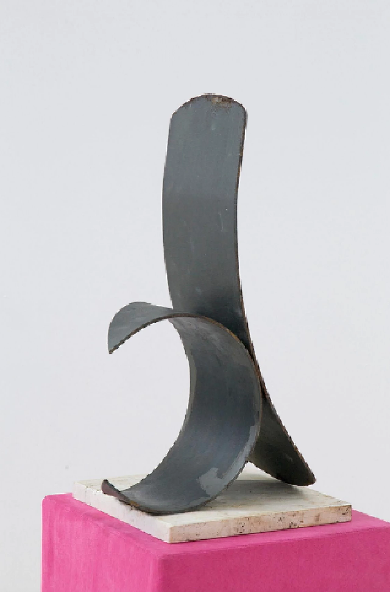 Antonio Del Donno, wrought iron and travertine sculpture, 1991 2