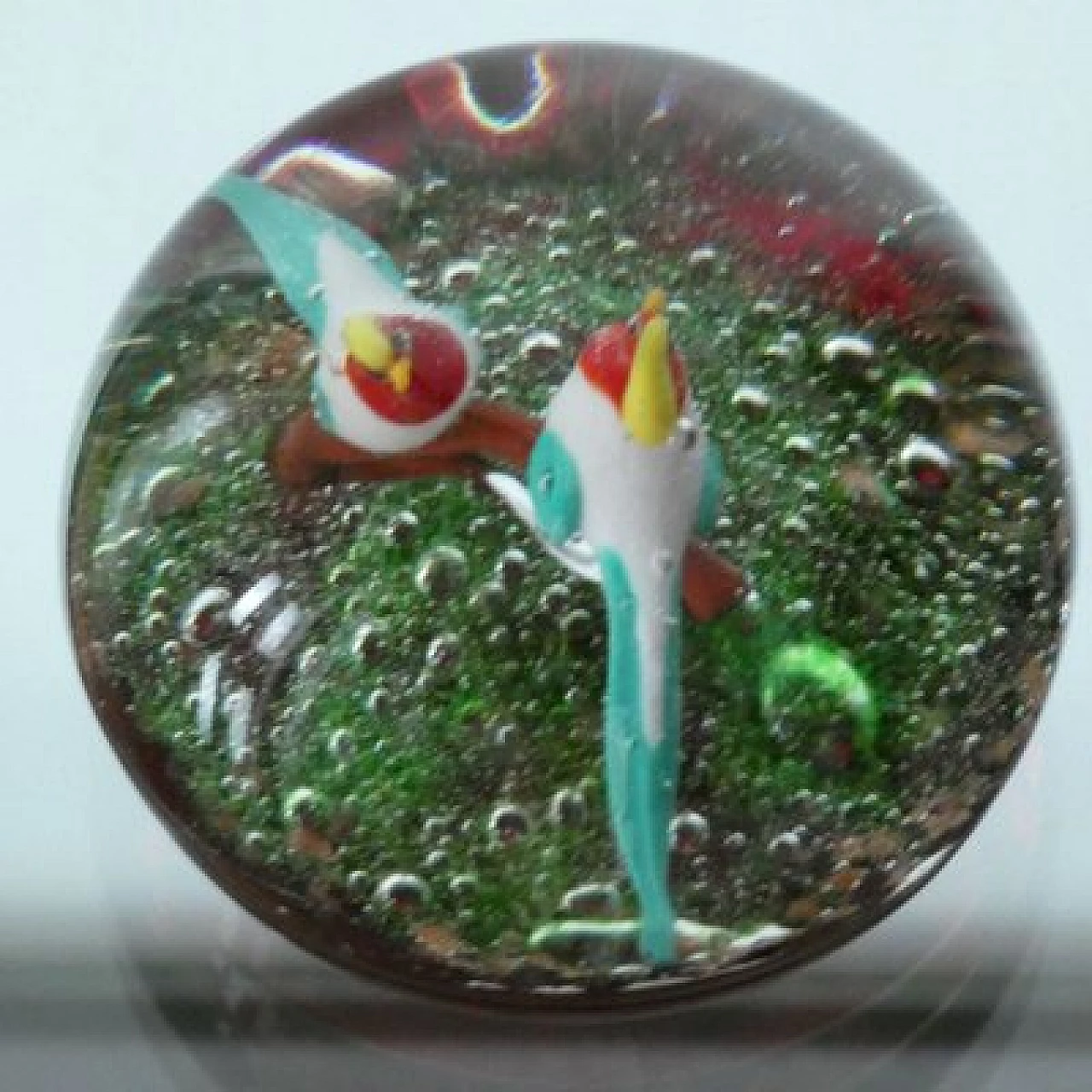 Murano glass paperweight with pair of lovebirds, 1950s 6