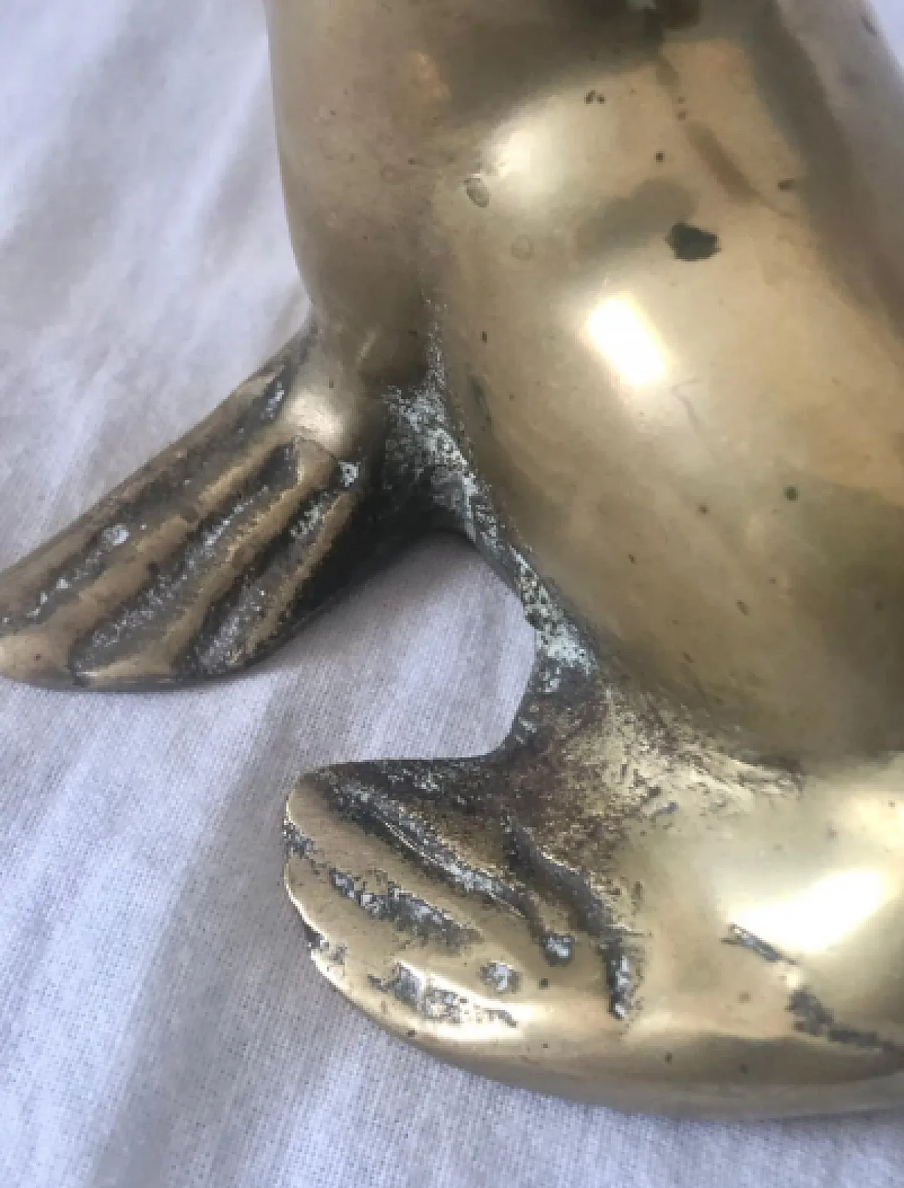 Scultura di sigillo in ottone satinato, anni '60 8