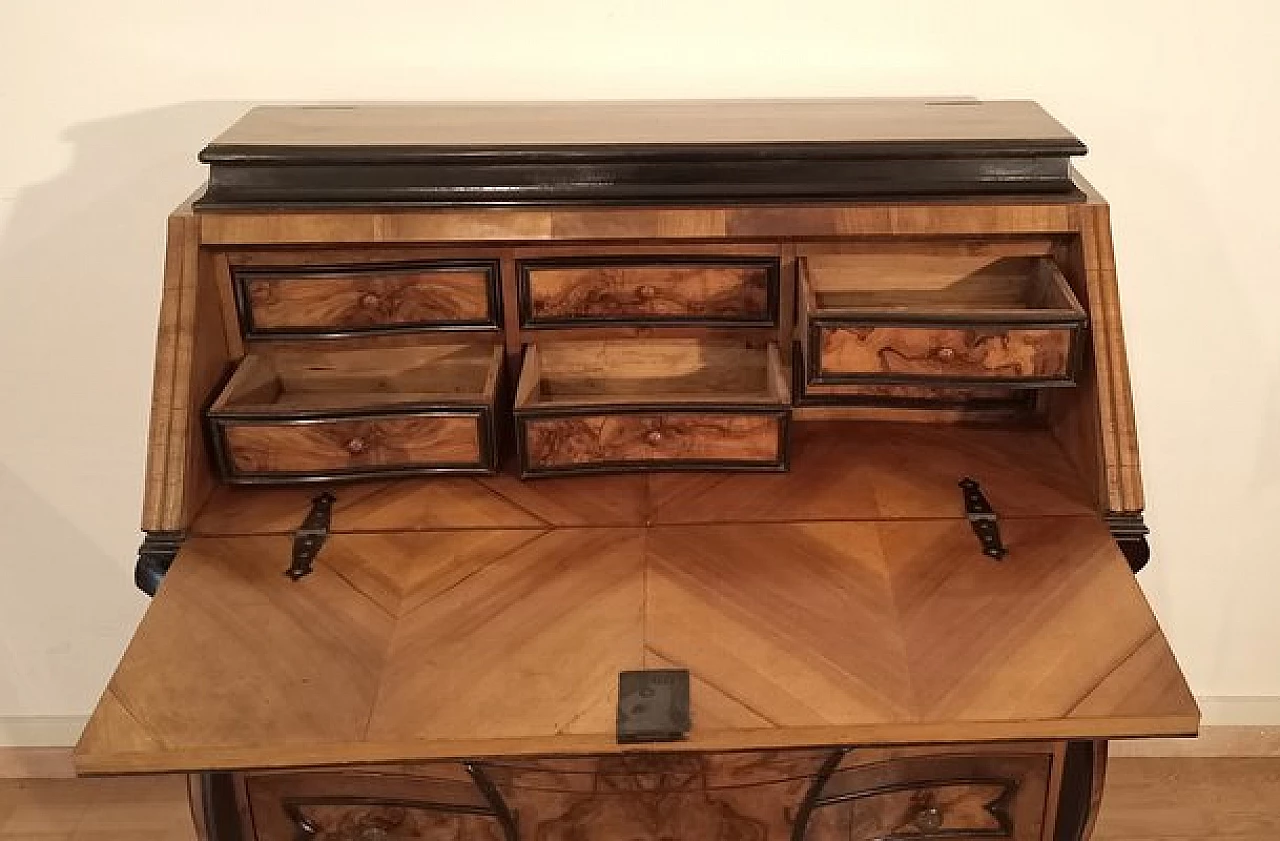 Louis XIV walnut dresser with flap, 18th century 19