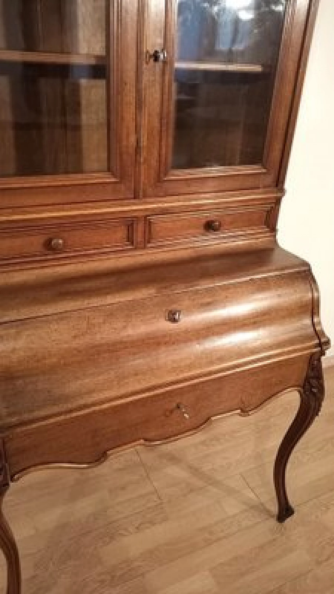 Walnut, maple and oak secrétaire with showcase, 19th century 6