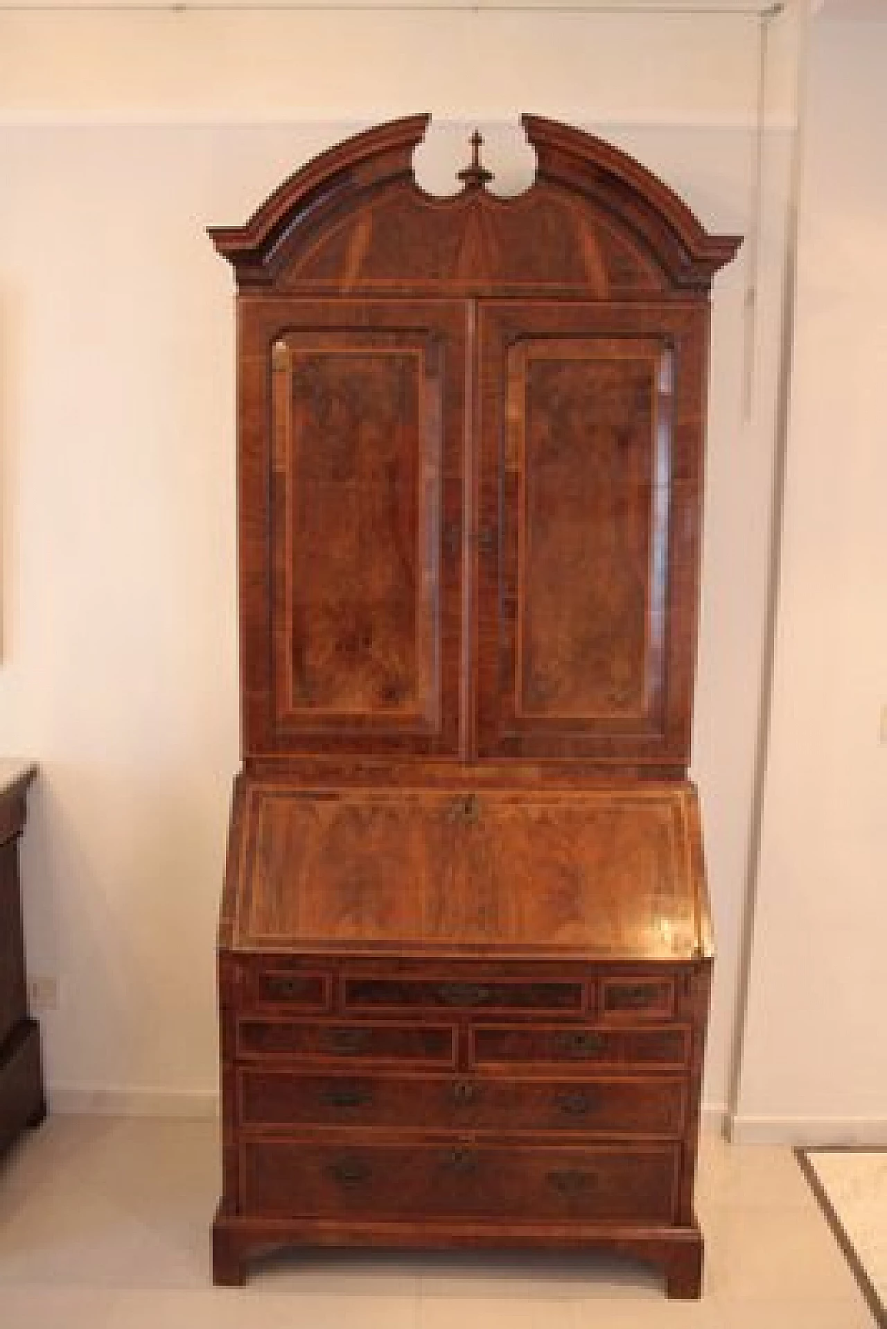 English Louis XVI solid oak secrétaire, late 18th century 1