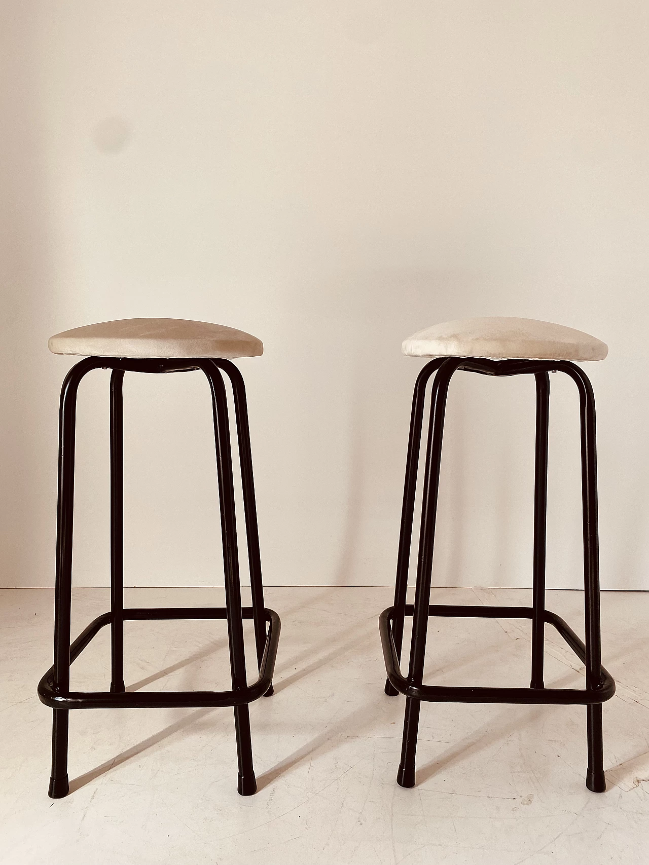 Pair of iron and beige velvet stools, 1960s 2