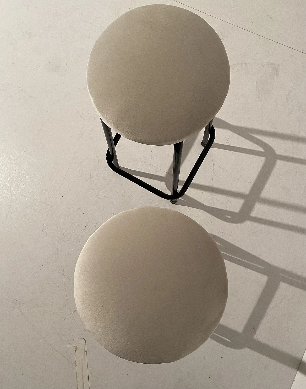 Pair of iron and beige velvet stools, 1960s 5