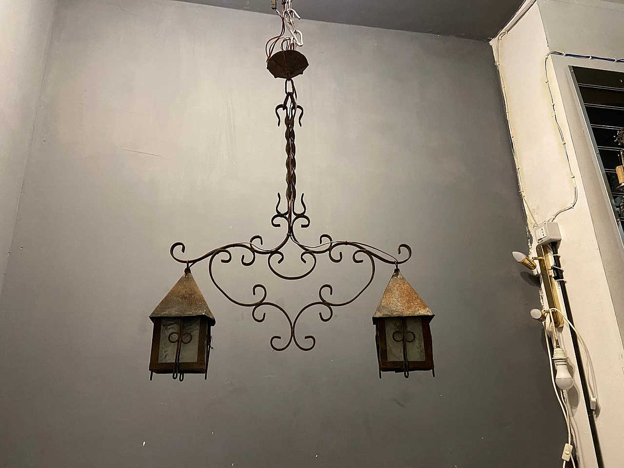 Lampadario in ferro battuto, anni '40 7