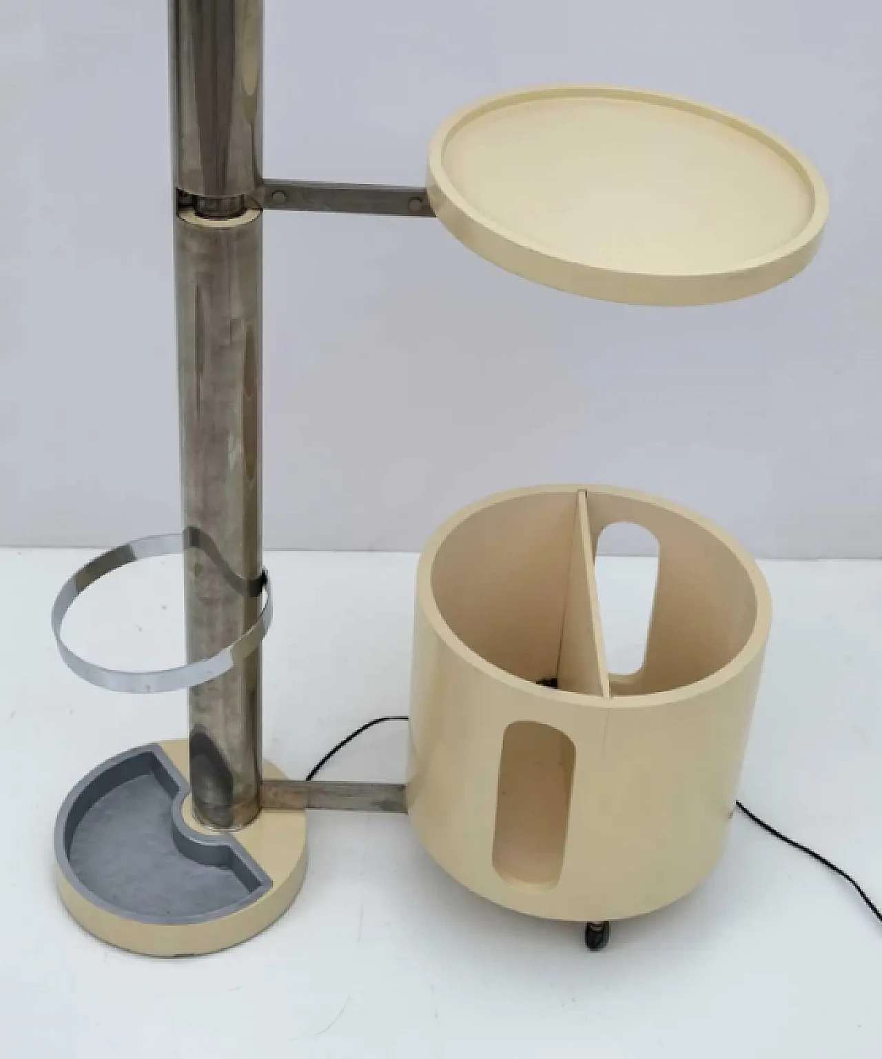Sculptural floor lamp with steel coat stand and umbrella stand, 1960s 8