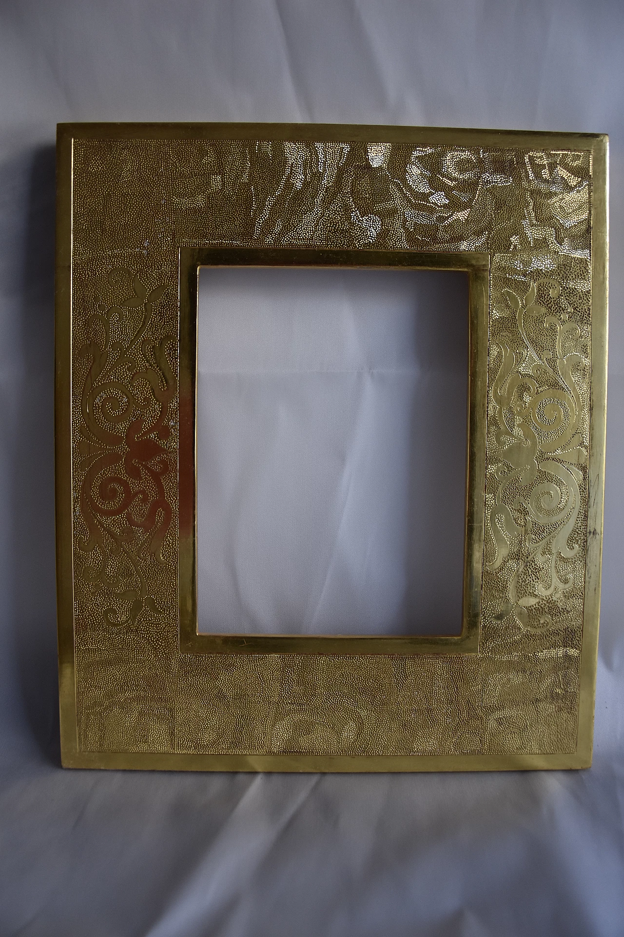 Gold frame in wood and 24K gold, 2000s 8