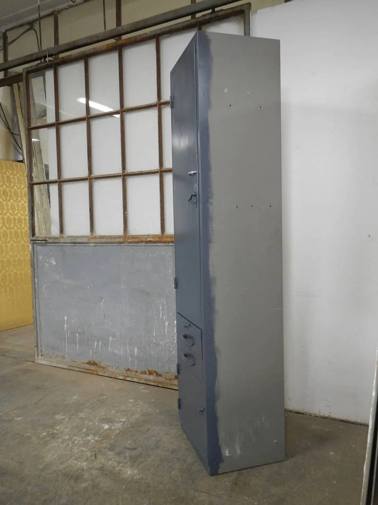 Iron cabinet with two drawers and doors, 1970s 4