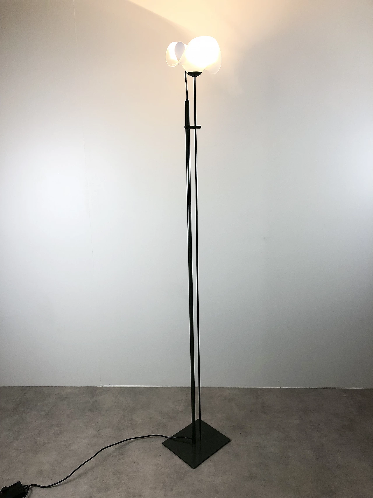 Flower floor lamp by Renè Kemna for Piuluce Sirrah, 1990s 3