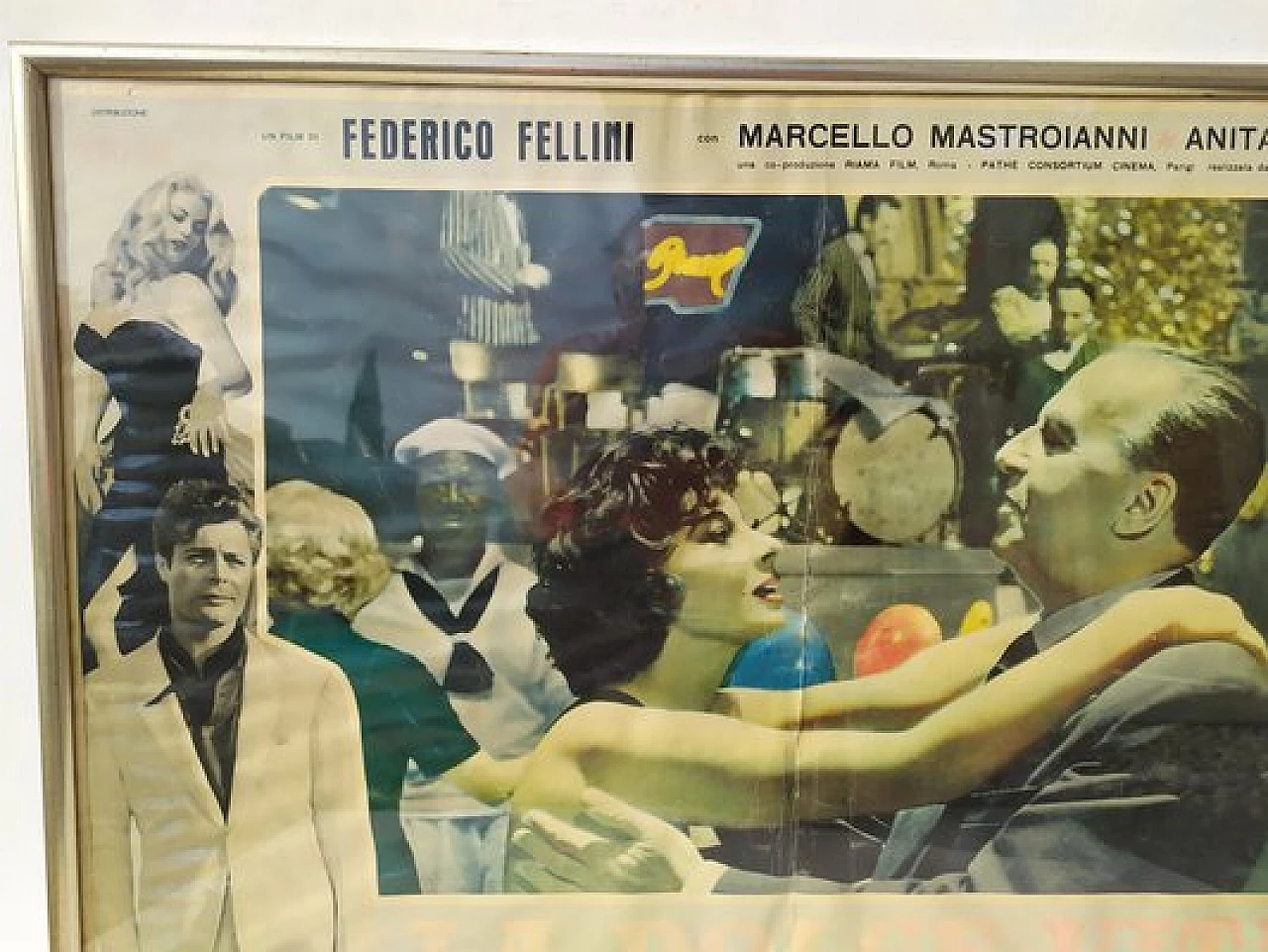 Poster of Federico Fellini's film La dolce vita by Cineriz, 1960s 2