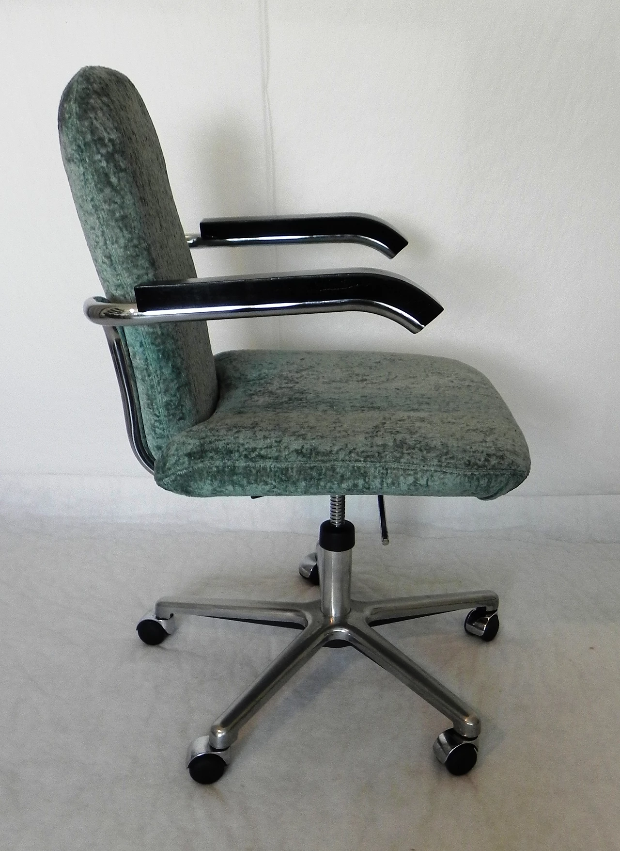 Brera office chair by Yoshiyasu Ito for Simon Gavina, 1980s 3