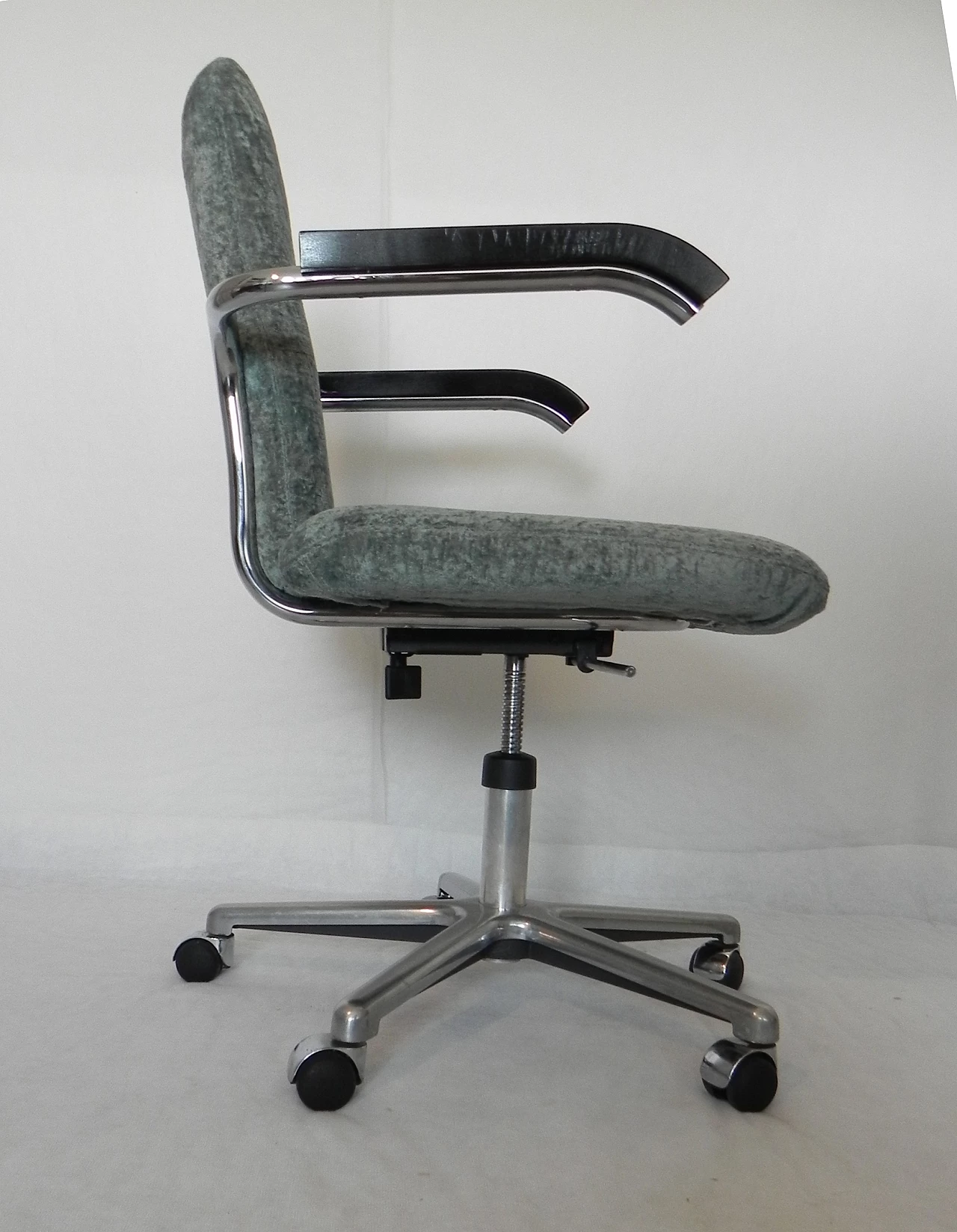 Brera office chair by Yoshiyasu Ito for Simon Gavina, 1980s 4