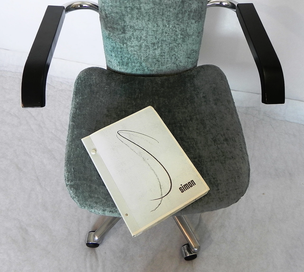 Brera office chair by Yoshiyasu Ito for Simon Gavina, 1980s 17