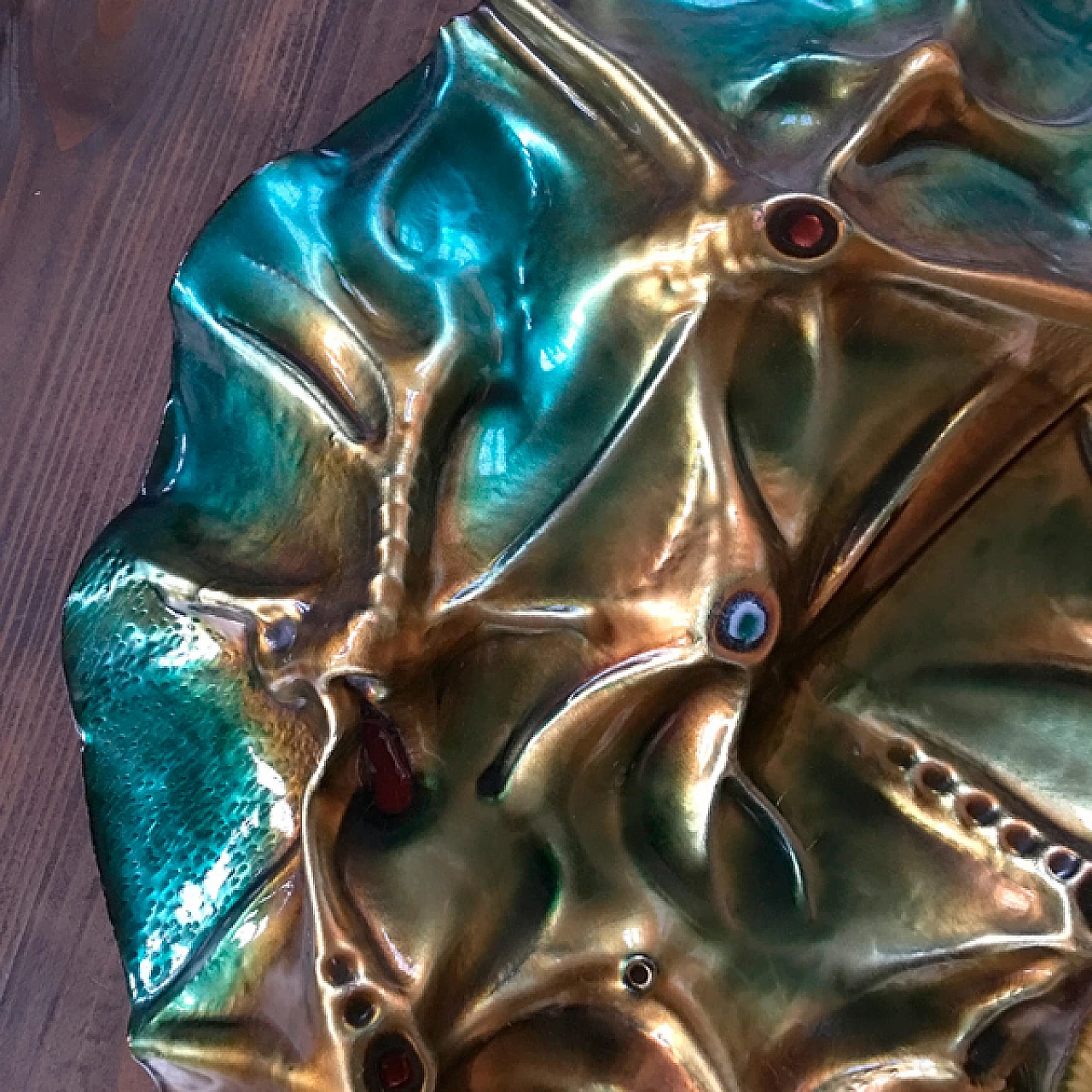 Scultura Luna in rame cesellato e smaltato di Franco Bastianelli, 1966 9