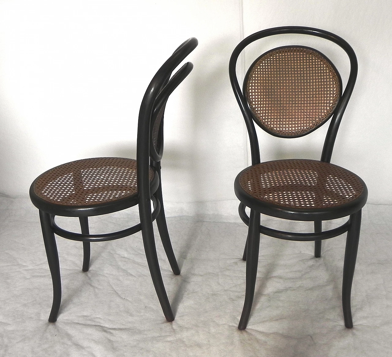 Pair of wood and Vienna straw chairs by J. & J. Kohn, 1920s 6