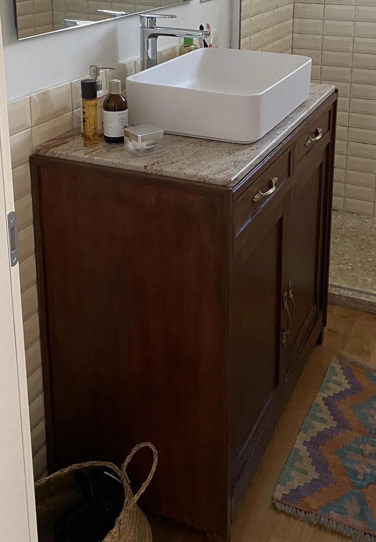 Mobile da bagno con piano in marmo rosato, inizio '900 4