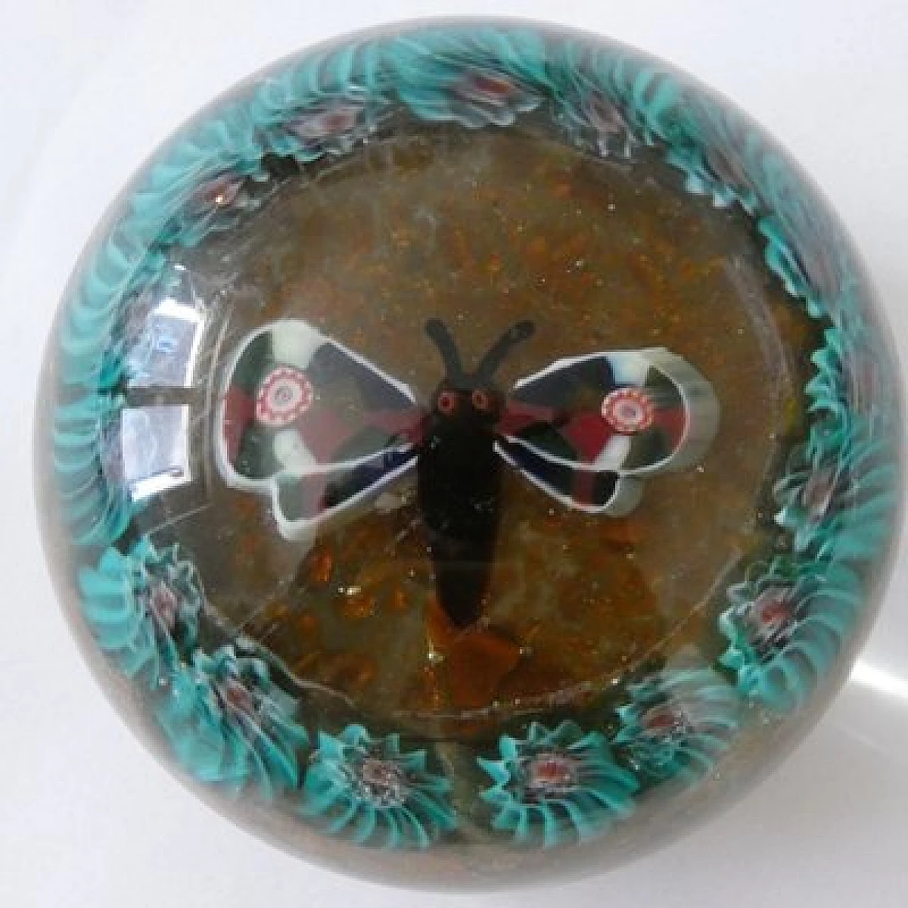 Fermacarte in vetro di Murano con farfalla attribuito ai Fratelli Toso, anni '20 1