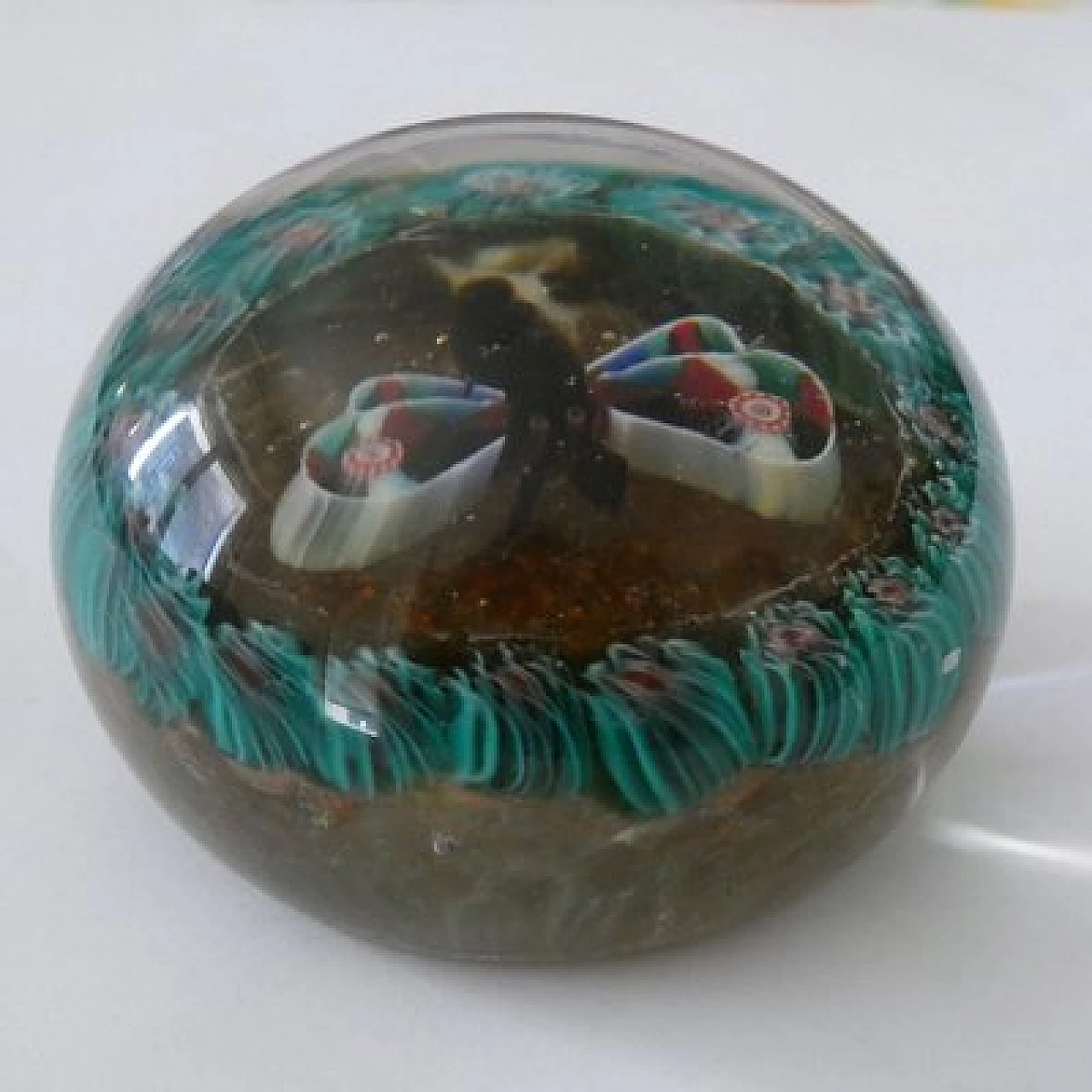 Murano glass paperweight with butterfly attributed to Fratelli Toso, 1920s 6