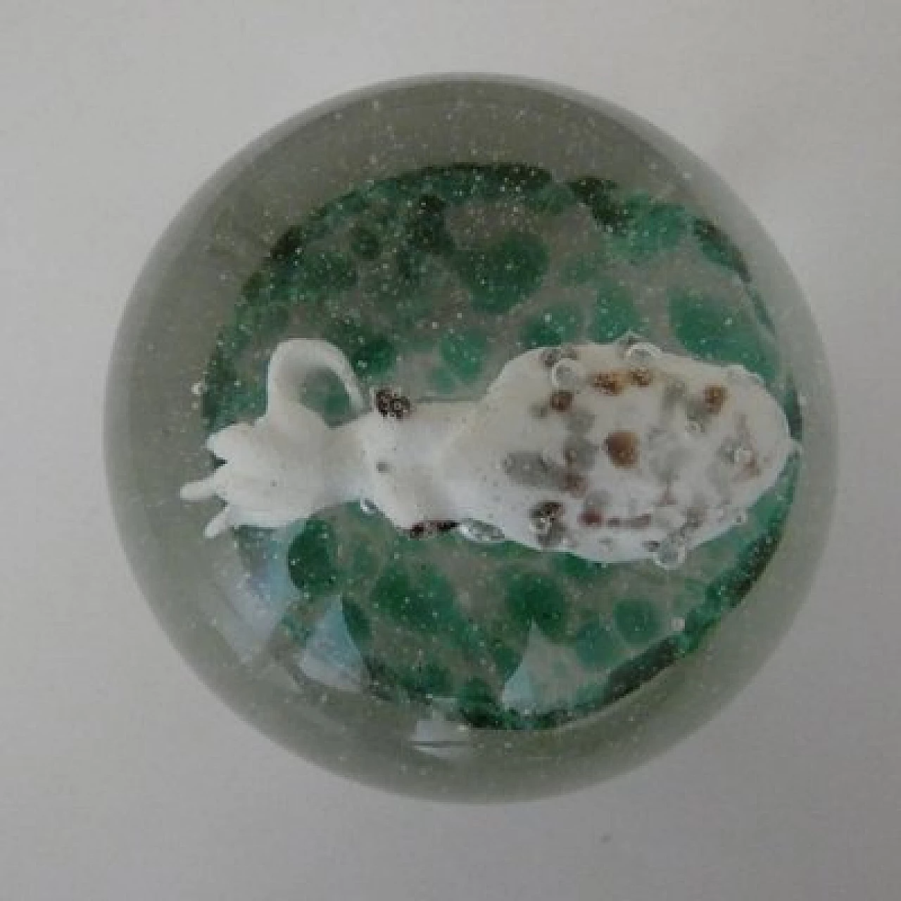 Fermacarte in vetro di Murano con calamaro bianco, anni '50 8