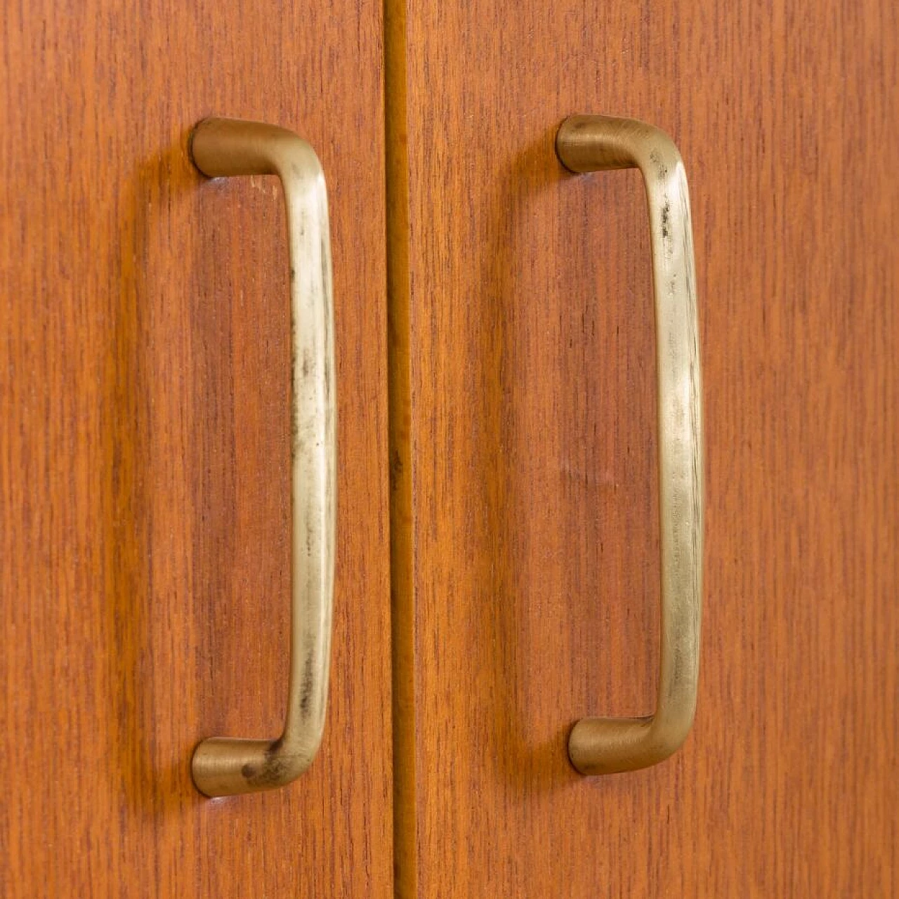 Libreria in teak con tre mobiletti nello stile di Vittorio Dassi, anni '60 10