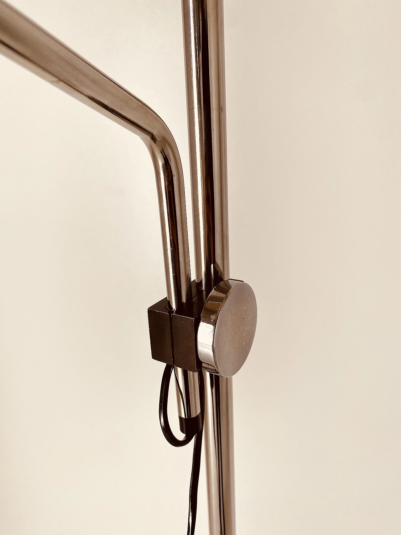 Chromed steel and iron floor lamp, 1960s 9