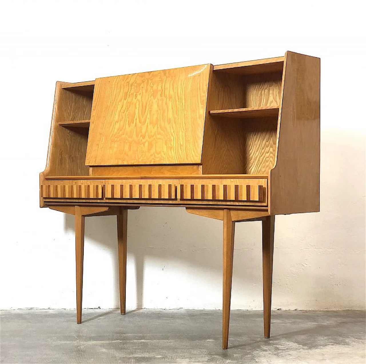 Beech and walnut cabinet, 1960s 15