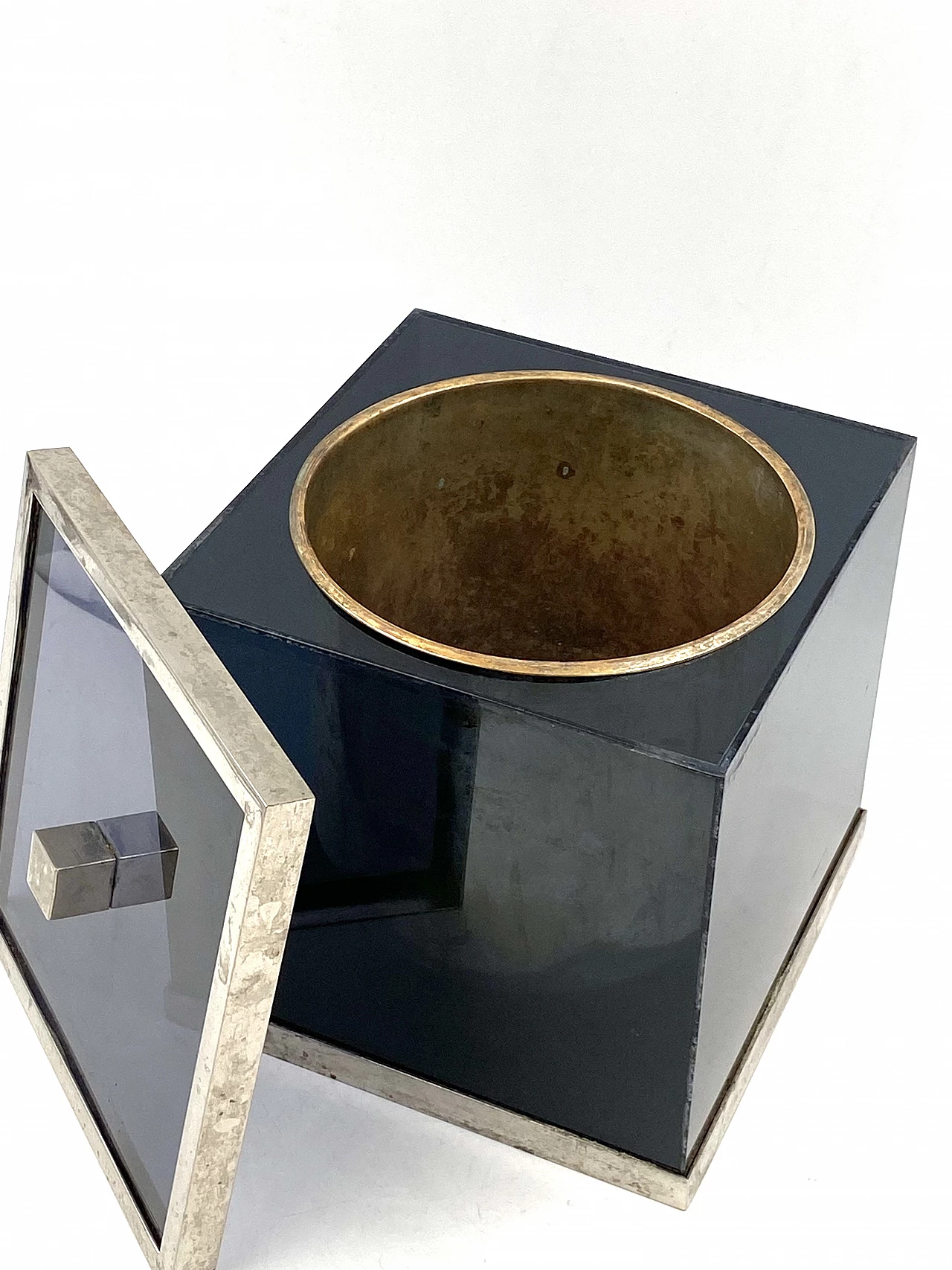 Blue plexiglass and brass ice bucket, 1970s 15