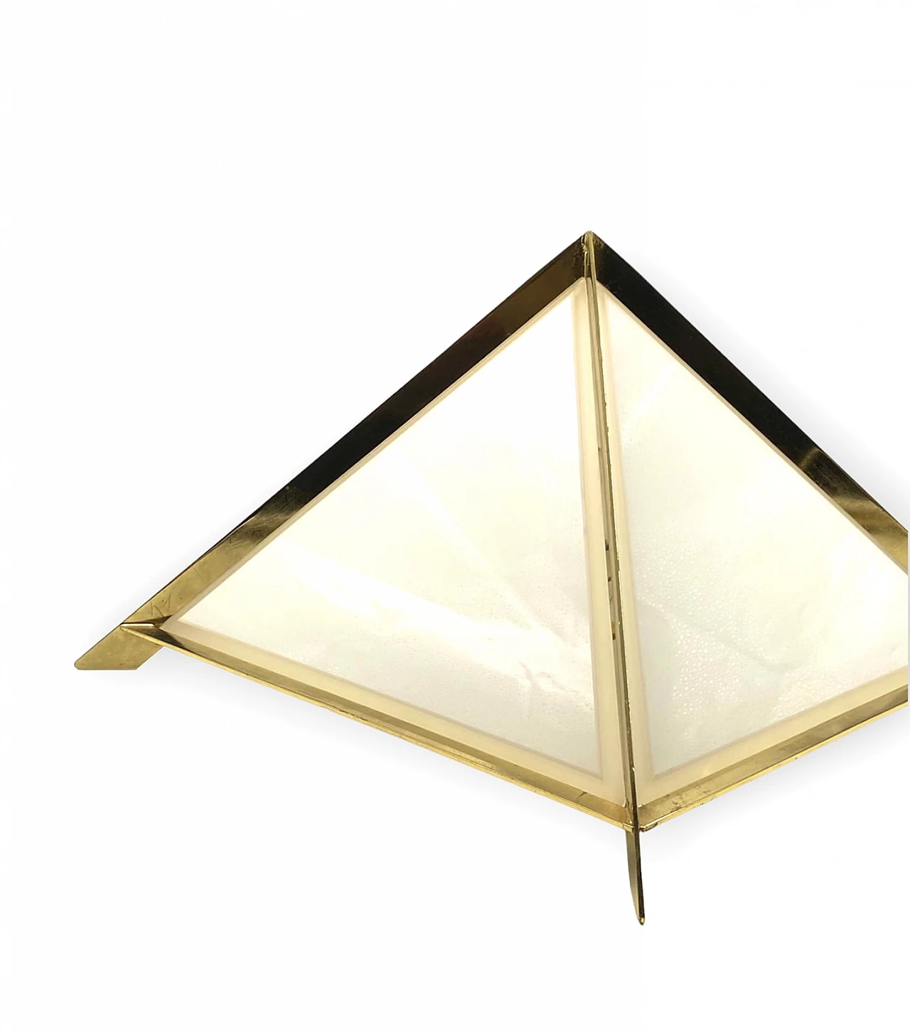 Lampada da tavolo piramidale in ottone e vetro di Christos, anni '70 11