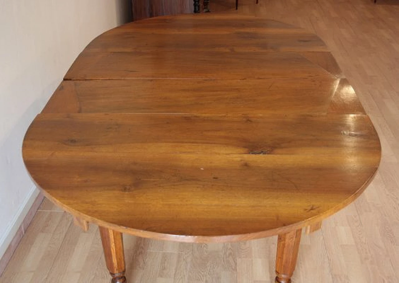 6 Oak chairs and walnut extendable table, 19th century 13