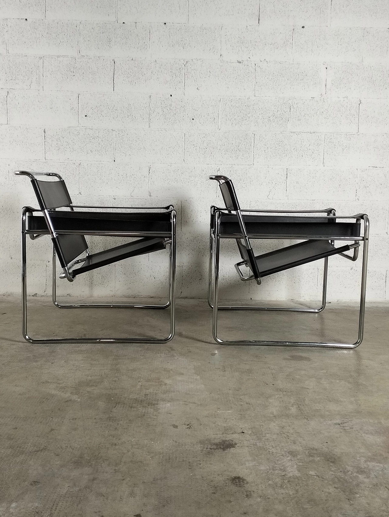 Pair of Wassily B3 brown leather armchairs by Breuer for Gavina, 1960s 3