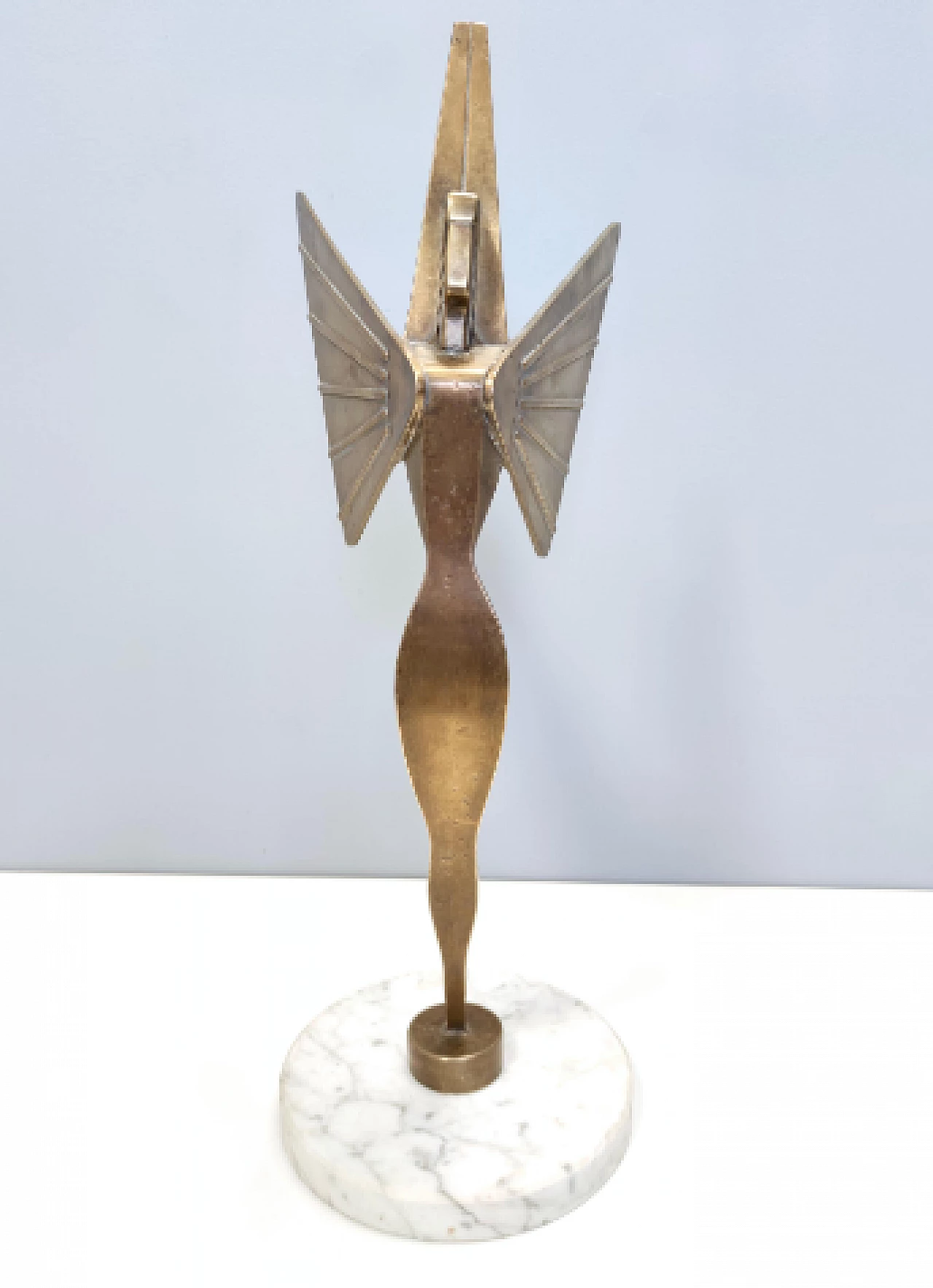 Brass Winged Victory sculpture with marble base, 1950s 7