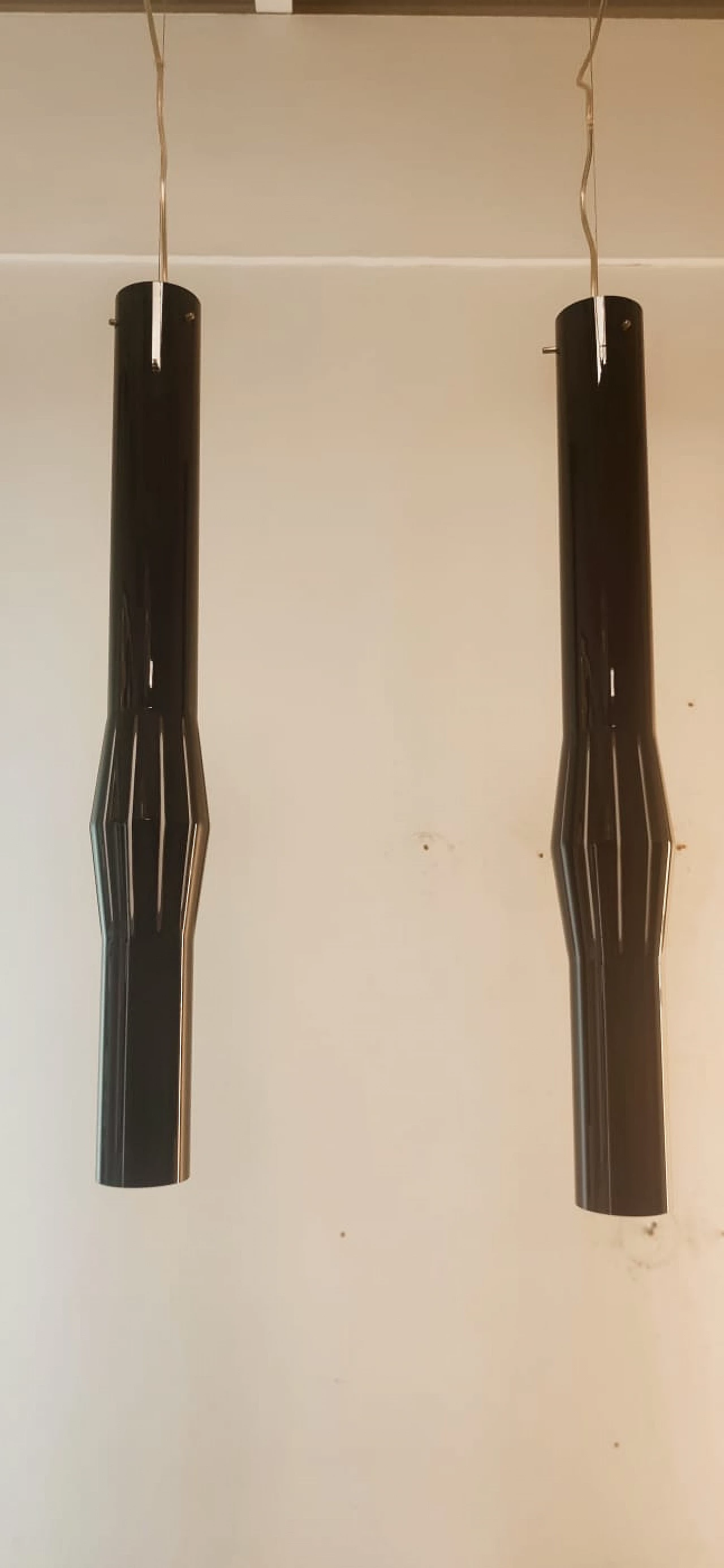 Pair of black Murano glass hanging lamps, 1980s 3